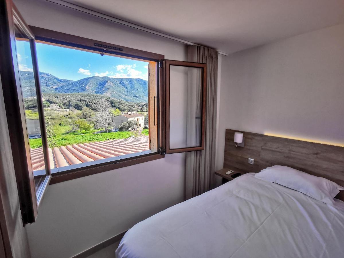 Ustaria Apartment Peri Екстериор снимка